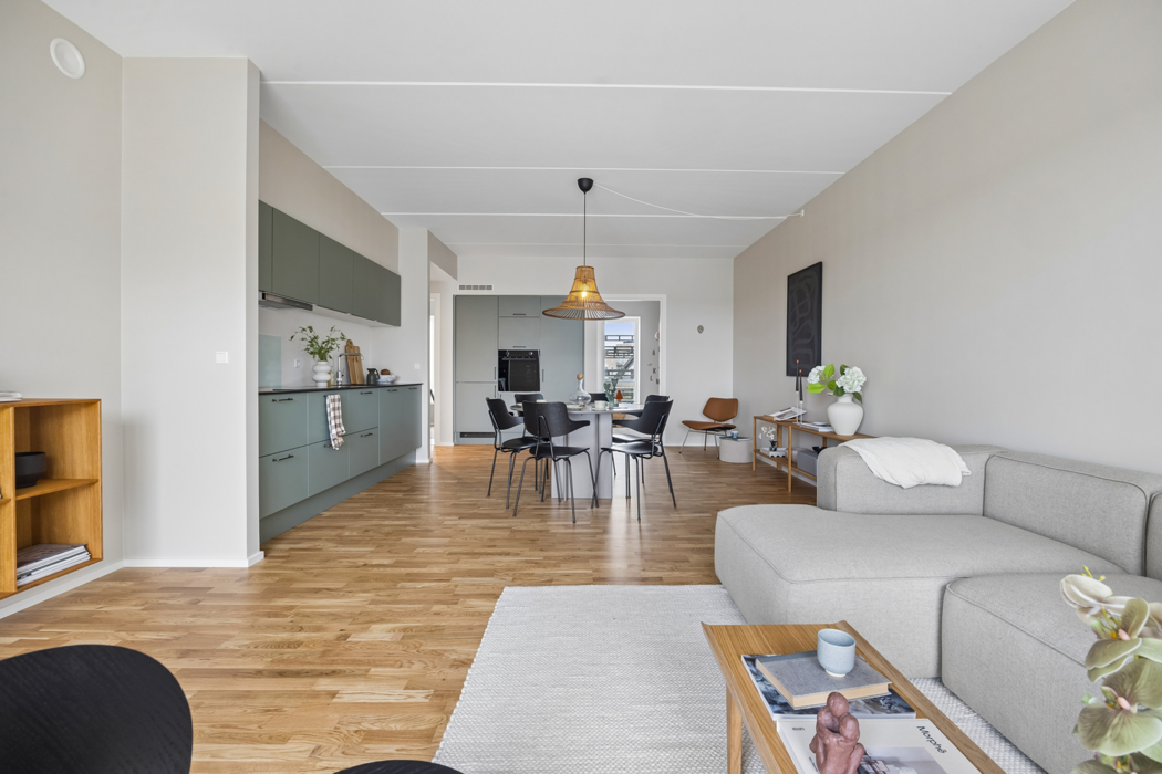 Moderne 4-værelses lejlighed med dejlig terrasse 1